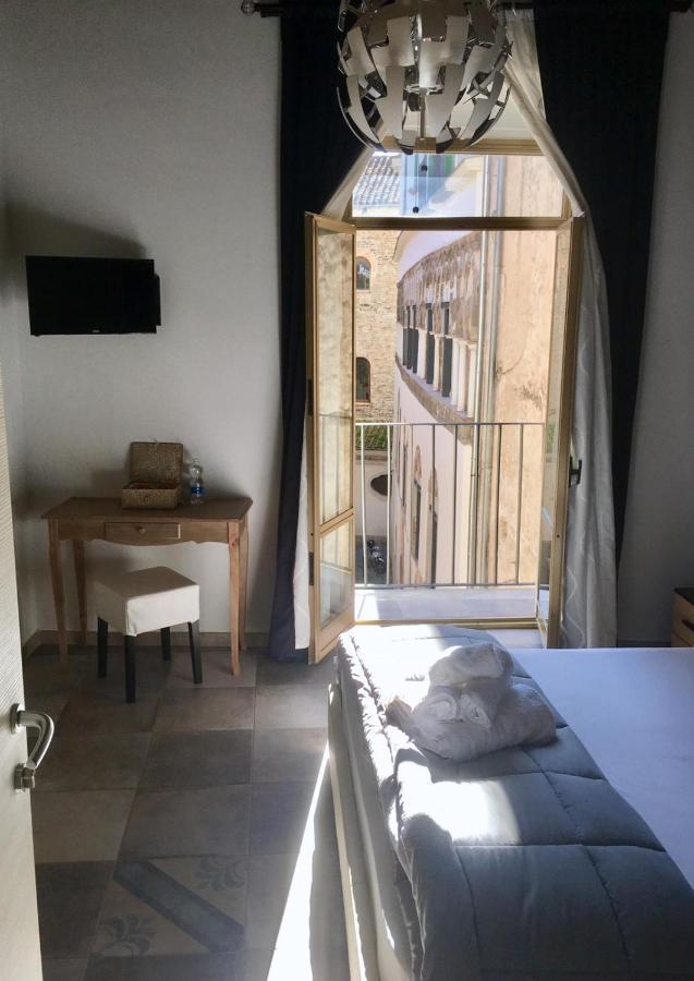 B&B Palazzo Fruscione Salerno Kültér fotó