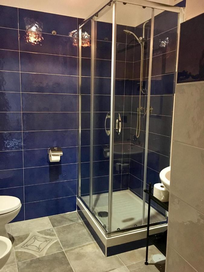 B&B Palazzo Fruscione Salerno Szoba fotó